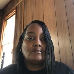 Meet your Posher, Latasha